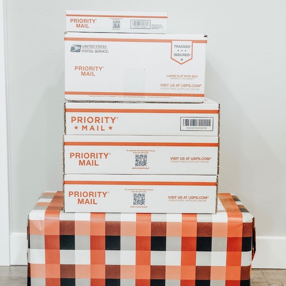 Shop my closet confidently π - Picture 4 of 8